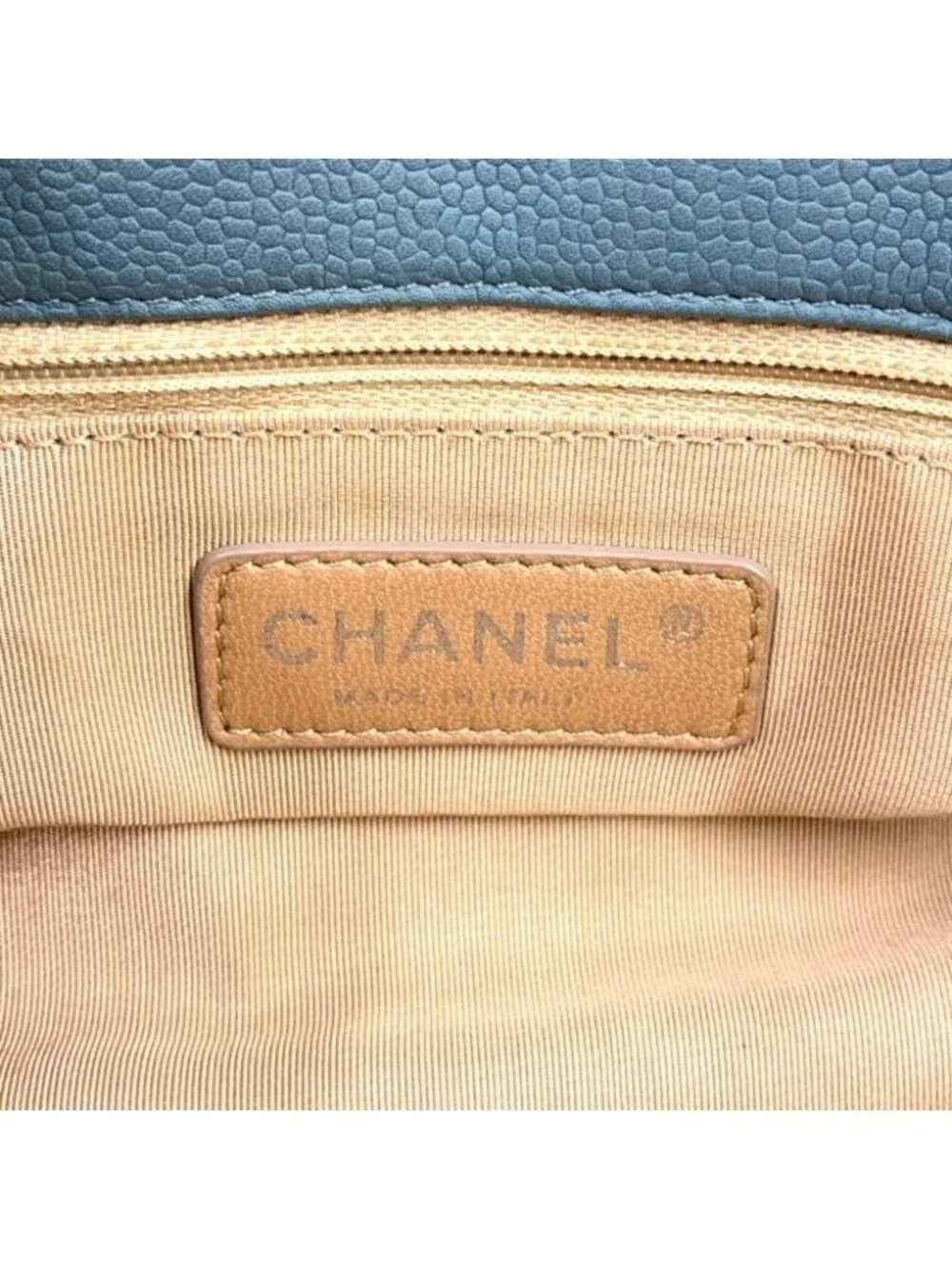 Chanel CC Logo Quilted Caviar Leather Blue Chain Shoulder Bag Silver